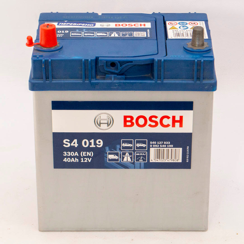Автомобільний акумулятор Bosch S4019 6СТ-40Аh 330A плюс зліва (+/-) (0092S40190)<br></br>