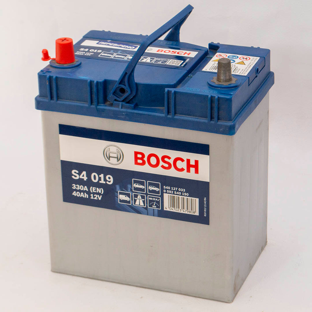 Автомобільний акумулятор Bosch S4019 6СТ-40Аh 330A плюс зліва (+/-) (0092S40190)<br></br>